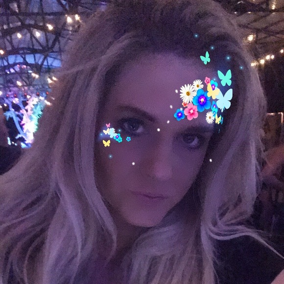 Meet your Posher, Alisha - Picture 1 of 1